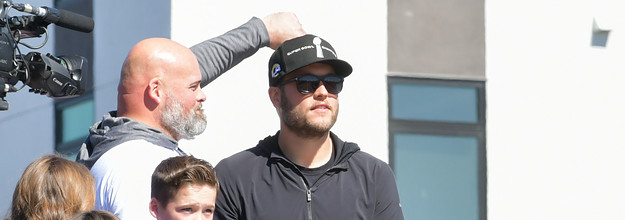 Matthew Stafford to pay medical expenses for NFL photographer who fell off  stage and broke SPINE at Super Bowl parade