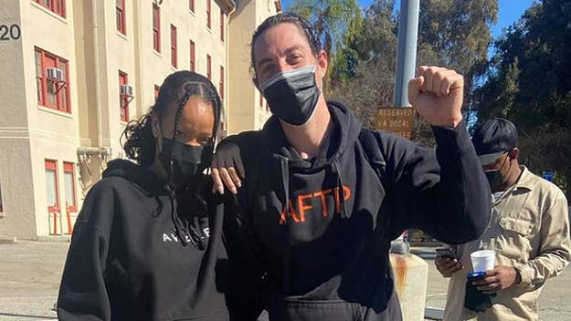 Not long after revealing her pregnancy, Rihanna visited the West Los Angeles Veterans Affairs campus to show meaningful support to homeless vets.