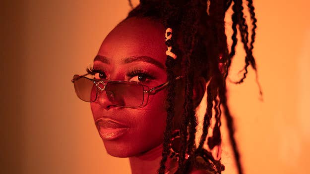 Brampton's Zenesoul returns with "Glowing," a track about self-love for Black women who look like her that highlights the celebration of beauty and confidence.