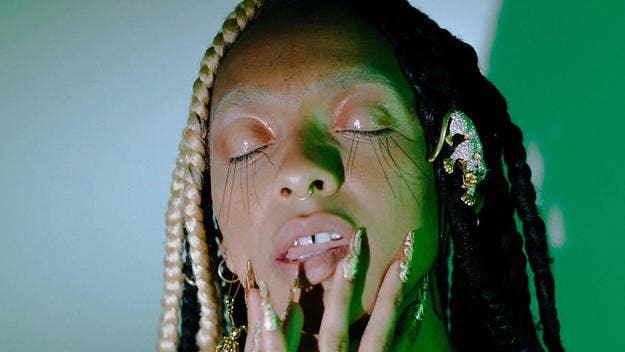 After gaining a cult following with her last two EPs, Magi Merlin is back with new single "Free Grillz," her first for Montreal record label Bonsound. 