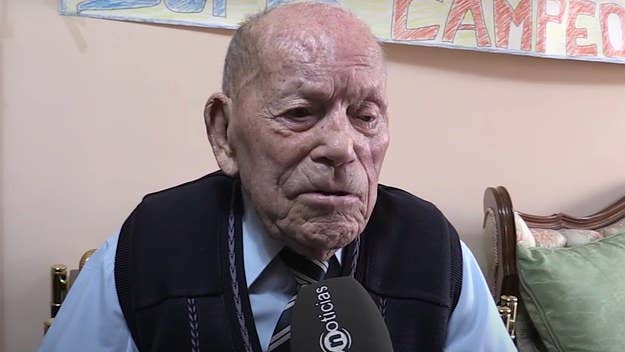 Saturnino de la Fuente García, who was named the world’s oldest man by Guinness World Records, passed away at his home in Spain at the age of 112.