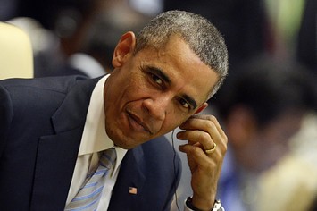 Former US President Barack Obama earbuds