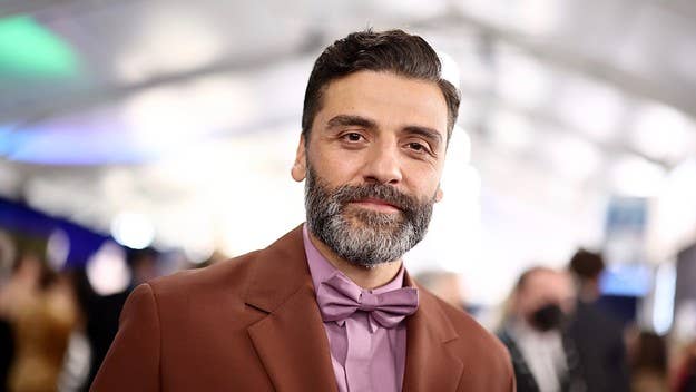 Oscar Isaac makes his 'SNL' debut, sharing with the audience his excitement for joining the MCU universe with 'Moon Knight' and his full circle moment.