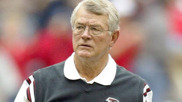 The longtime NFL coach died of complications from dementia, according to former Falcons media relations director Aaron Salkin, who released a statement.