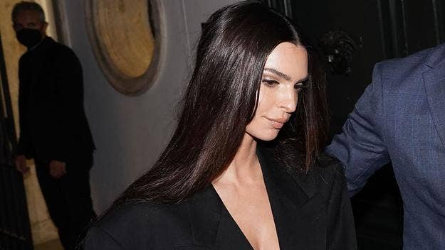 Emily Ratajkowski has recently gone into more detail about allegedly being groped by Robin Thicke on set for the "Blurred Lines" music video.
