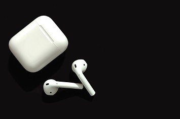 Product shot of Apple, Inc.s' AirPods