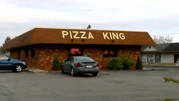 45-year-old William Fields delivered pizzas to his community for nearly three decades and died after a porch collapsed while he was on the job.