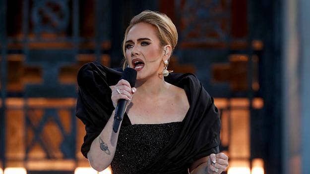 Spotify has now made it impossible to shuffle albums after Adele asked them nicely to remove the feature. The company announced that the feature will be no more
