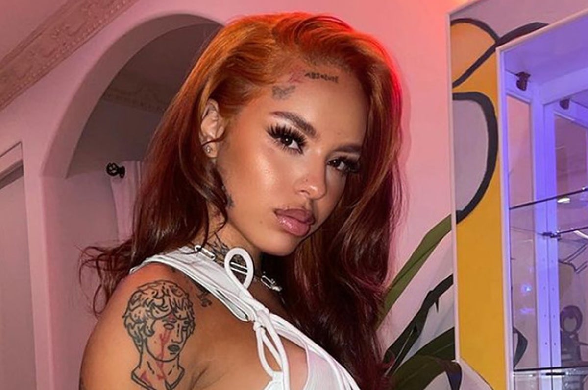 R&B Artist Emani 22 Dead at Age 22, Bhad Bhabie Among Friends to Pay  Tribute to Late Singer | Complex