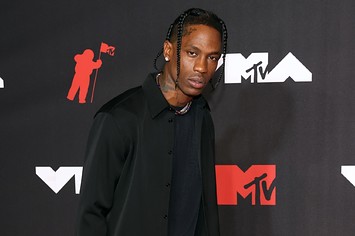 travis scott to cover funeral costs