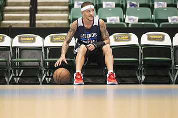 Photo of Delonte West seated in uniform