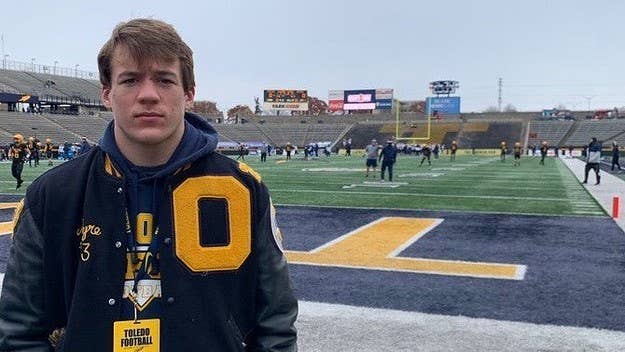 Tens of thousands have signed a petition calling on school officials to rename Oxford High School's stadium after 16-year-old shooting victim Tate Myre.
