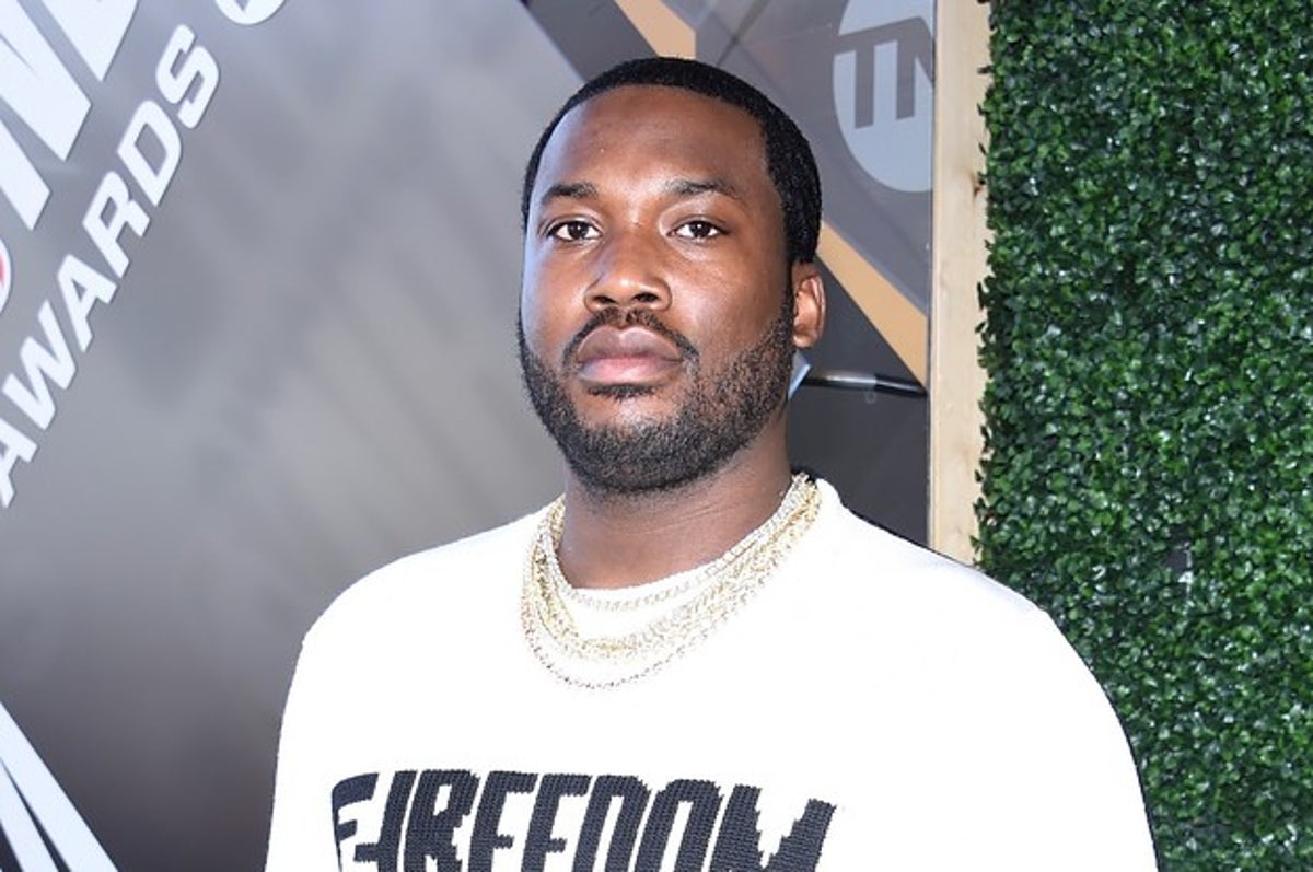 American rapper Meek Mill apologizes for shooting music video