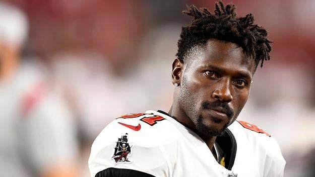 Antonio Brown was briefly kicked out of practice after getting into a fight with a Titans player during a joint Buccaneers practice on Thursday.