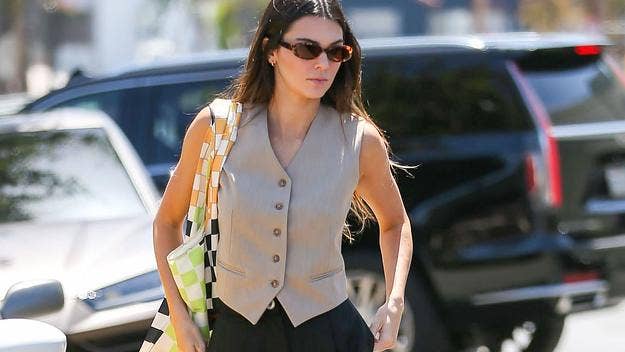 Kendall Jenner is being sued by Italian fashion brand Liu Jo for allegedly violating her contract by not modeling for their campaigns despite being paid.