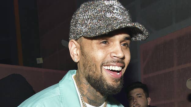 Chris Brown recently enlisted celeb dentist Thomas Connelly for some shiny new grills. The singer dropped $100K on 24-karat gold magnetic grills.