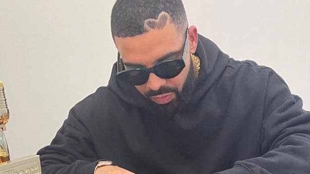 Announced on Monday, Drizzy joins Samuel L. Jackson, Boston Red Sox chairman Tom Werner, and others by taking his own minority stake in Dave’s Hot Chicken.