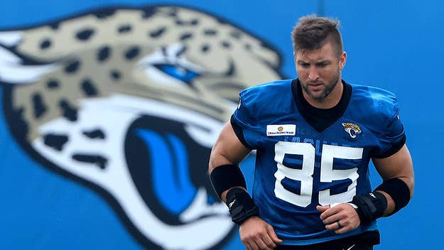 During a preseason game against the Cleveland Browns, quarterback-turned-baseball-player-turned-tight-end Tim Tebow had a pair of blocks that went viral.