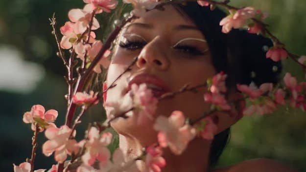 Artist Vel the Wonder—who recently made an appearance on Peter Rosenberg's album 'Real Late'—has shared her new music video for "Uma (Samurai)."