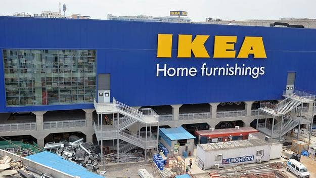 Ikea announced on Tuesday that it will be offering a candle that smells like the Swedish meatballs that are offered in many store locations.