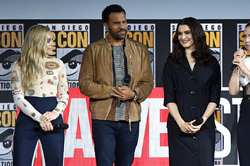Florence Pugh, O. T. Fagbenle, Rachel Weisz and Scarlett Johanssonn speak at the Marvel Studios Panel.