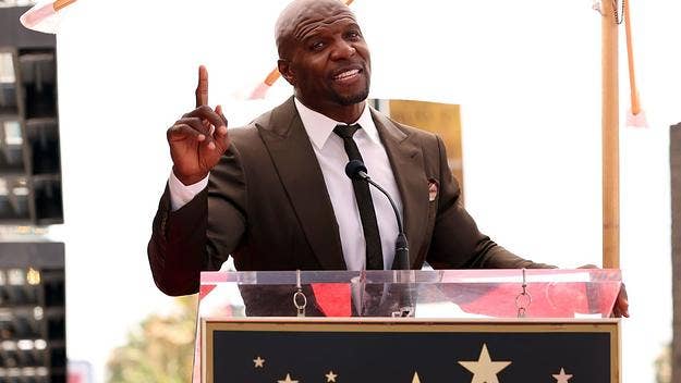 Terry Crews decided to weigh in on the bathing debate, responding to Jake Gyllenhaal, Mila Kunis, and Ashton Kutcher's statements about not washing regularly.
