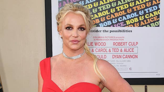 The Ventura County District Attorney states Britney Spears will not be charged for the confrontation with her housekeeper due to insufficient evidence.