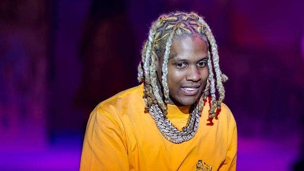 Lil Durk took to his Instagram story on Tuesday to issue a warning to those who are buying jewelry from jewelers who are selling what he called 'fake' pieces.