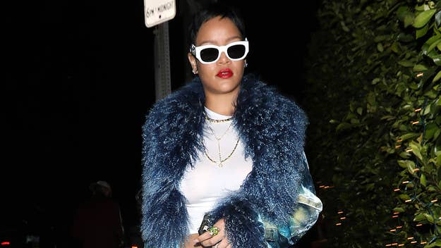 If you were Rihanna, you would probably assume that needing to prove anything about being Rihanna would never be required, especially at a bar.