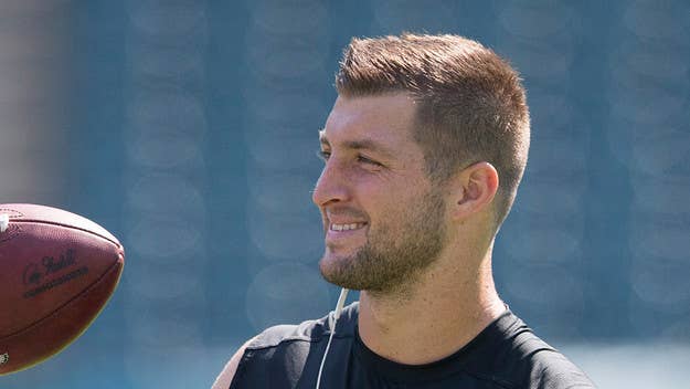 Tim Tebow will reunite with former Florida Gators coach, Urban Meyer, to play tight end for the Jacksonville Jaguars. The deal will be for one year.