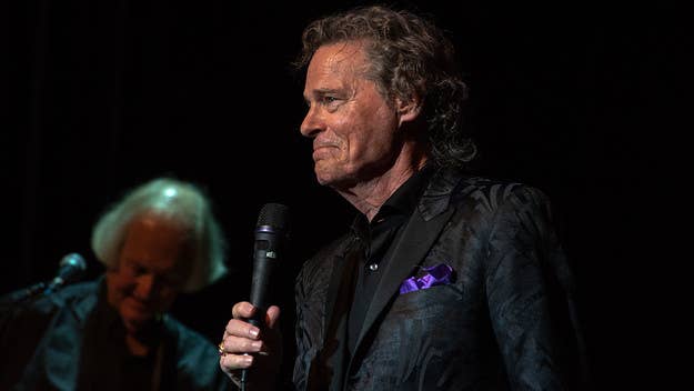 B.J. Thomas, the singer best known for his classic hit "Raindrops Keep Fallin' On My Head," died Saturday of complications from lung cancer. He was 78.