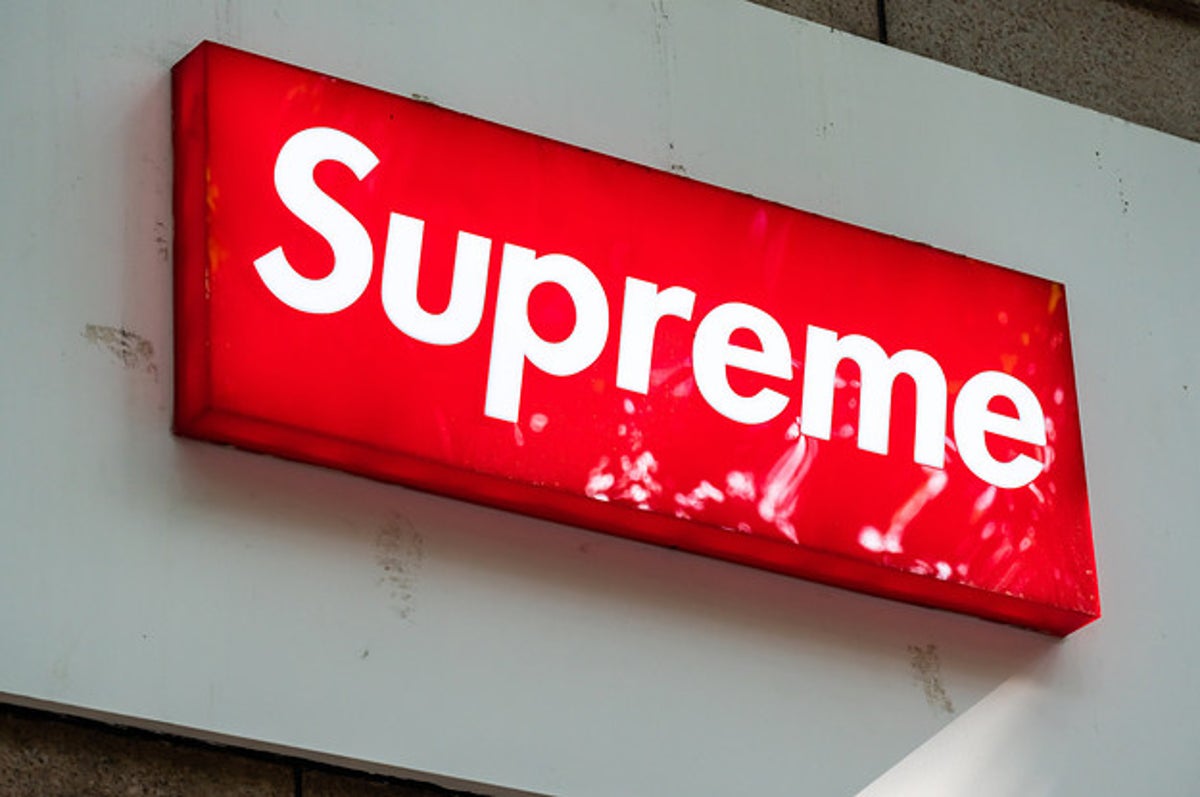 Supreme challenges its fake alter ego in Italy with its first store in  Milan