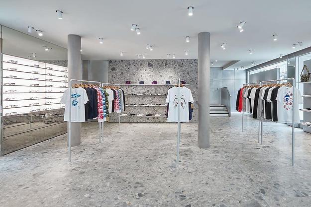 Bathing ape 2024 stores near me