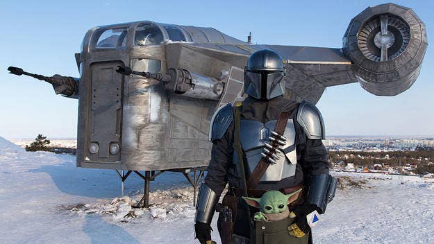 A group of cosplaying Russian 'Mandalorian' fans built an extremely impressive 46-foot long replica of Din Djarin's gunship, the Razor Crest.