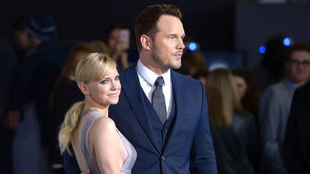 On an episode of her podcast 'Anna Faris Is Unqualified,' the actress said she didn’t talk about the issues that arose in her marriage with Pratt to friends.