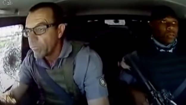 A wild video of an attempted robbery of a cash-in-transit (CIT) shows a vehicle driven by two security guards taking multiple hits from armed robbers. 
