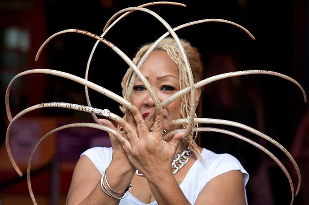 Minnesota woman's 42ft nails make history as longest nails ever – Scratch