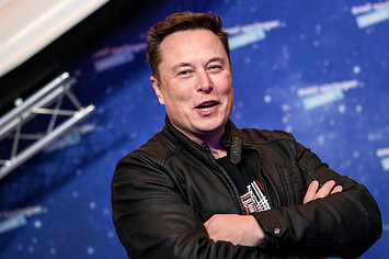 SpaceX owner and Tesla CEO Elon Musk poses on the red carpet of the Axel Springer Award 2020.