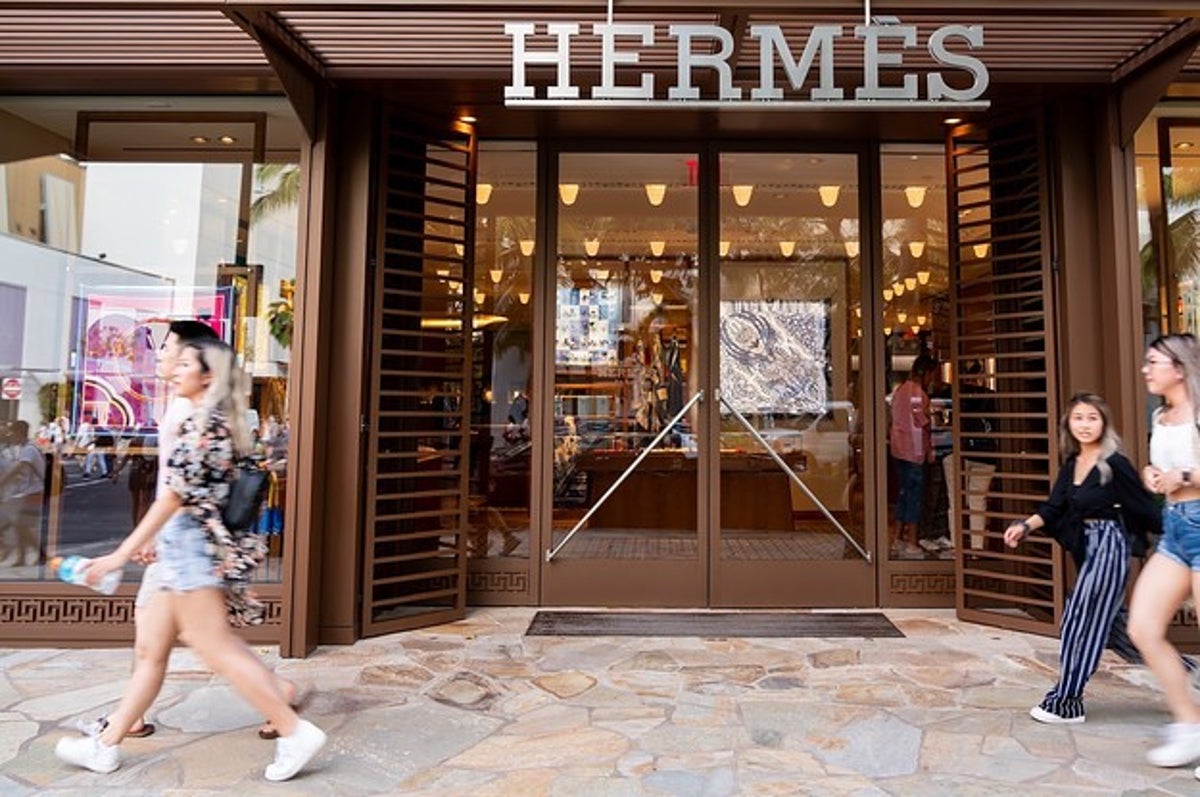 Hermes bets on mushroom leather, set to re-make Victoria travel bag with  lab-grown substitite