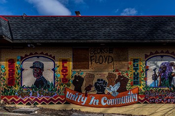Floyd mural