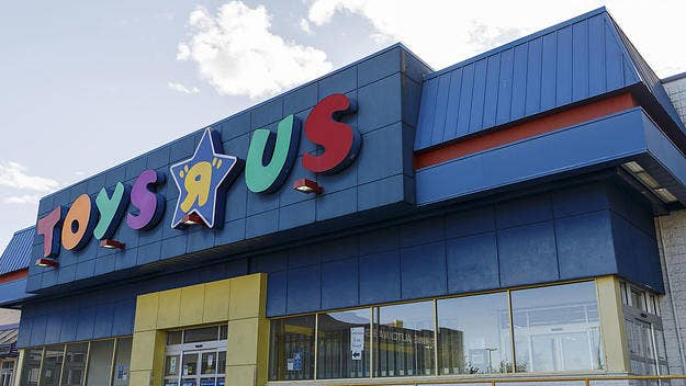 Following a switch in management, the new owner of Toys "R" Us is aiming to bring physical versions of the formerly beloved toy stores back to the U.S.