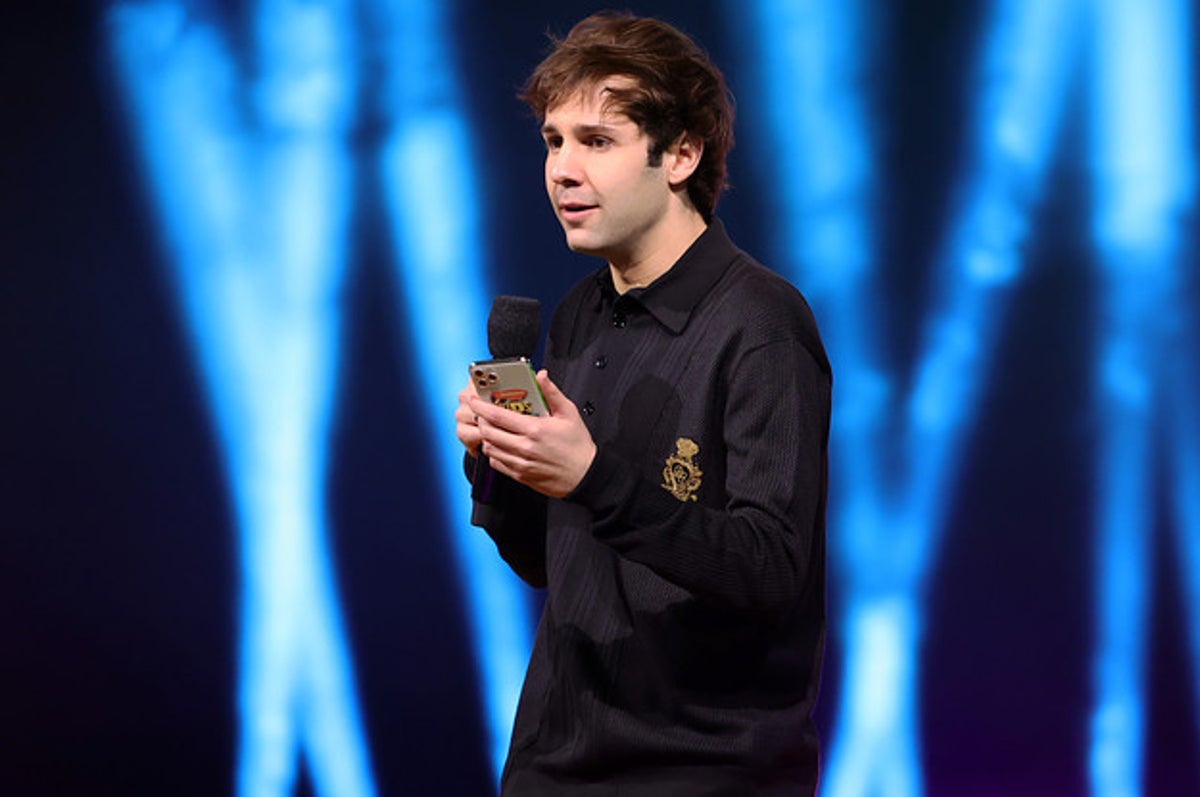 David Dobrik and the Vlog Squad: What to Know About Sexual Assault and  Misconduct Allegations | Complex