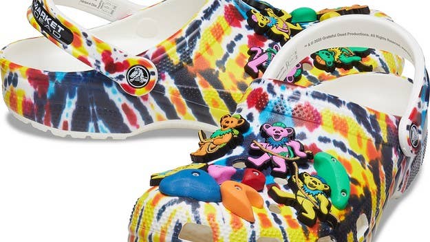 2020 saw the initial unveiling and prompt sellout of the collab shoe, the colorful design of which was inspired by a vintage Grateful Dead t-shirt.