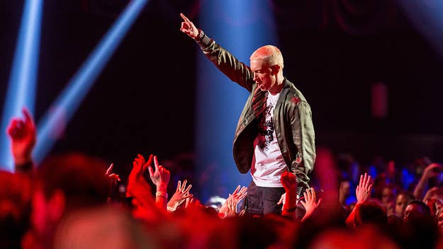 Eminem’s deluxe album 'Music to Be Murdered By – Side B' is projected to land at the No. 3 spot on the Billboard 200 chart, as 'evermore' returns to No. 1.