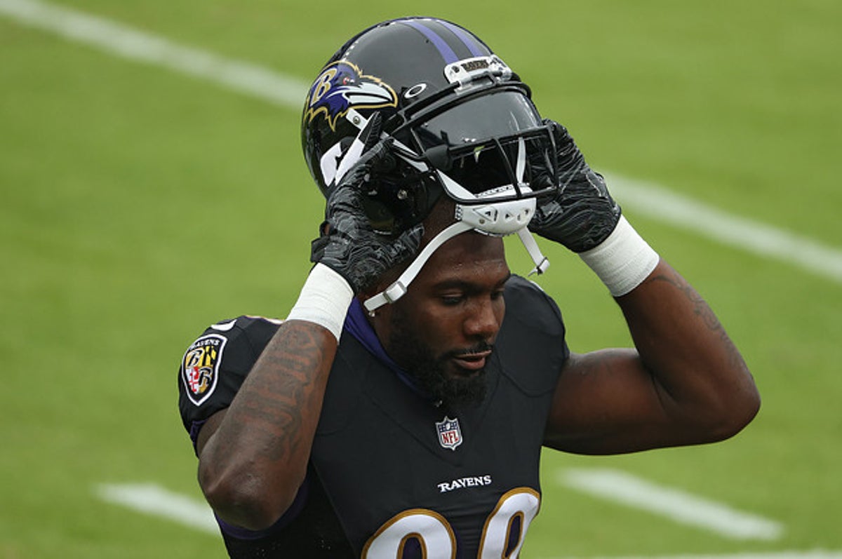 Dez Bryant reportedly not given assurances he will make Ravens' roster