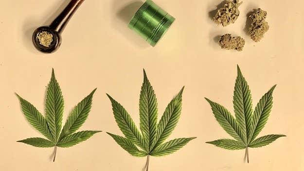 The proper weed accessories and paraphernalia can maximize the pleasure and effects of your smoking experience. Check out the must-haves to consider. 