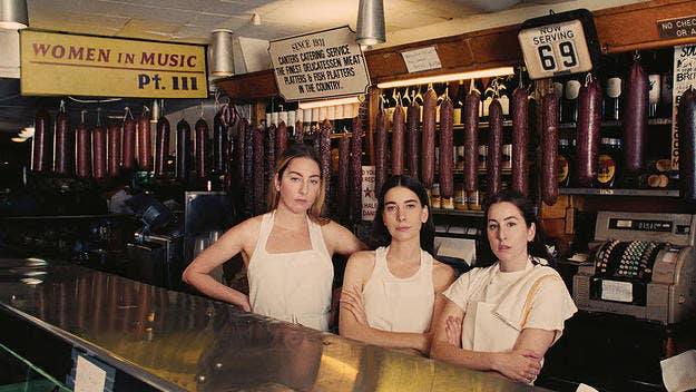 The updated version appears on Haim's 'Women In Music Pt. III' extended edition, which also includes a new "3am" remix featuring Thundercat.
