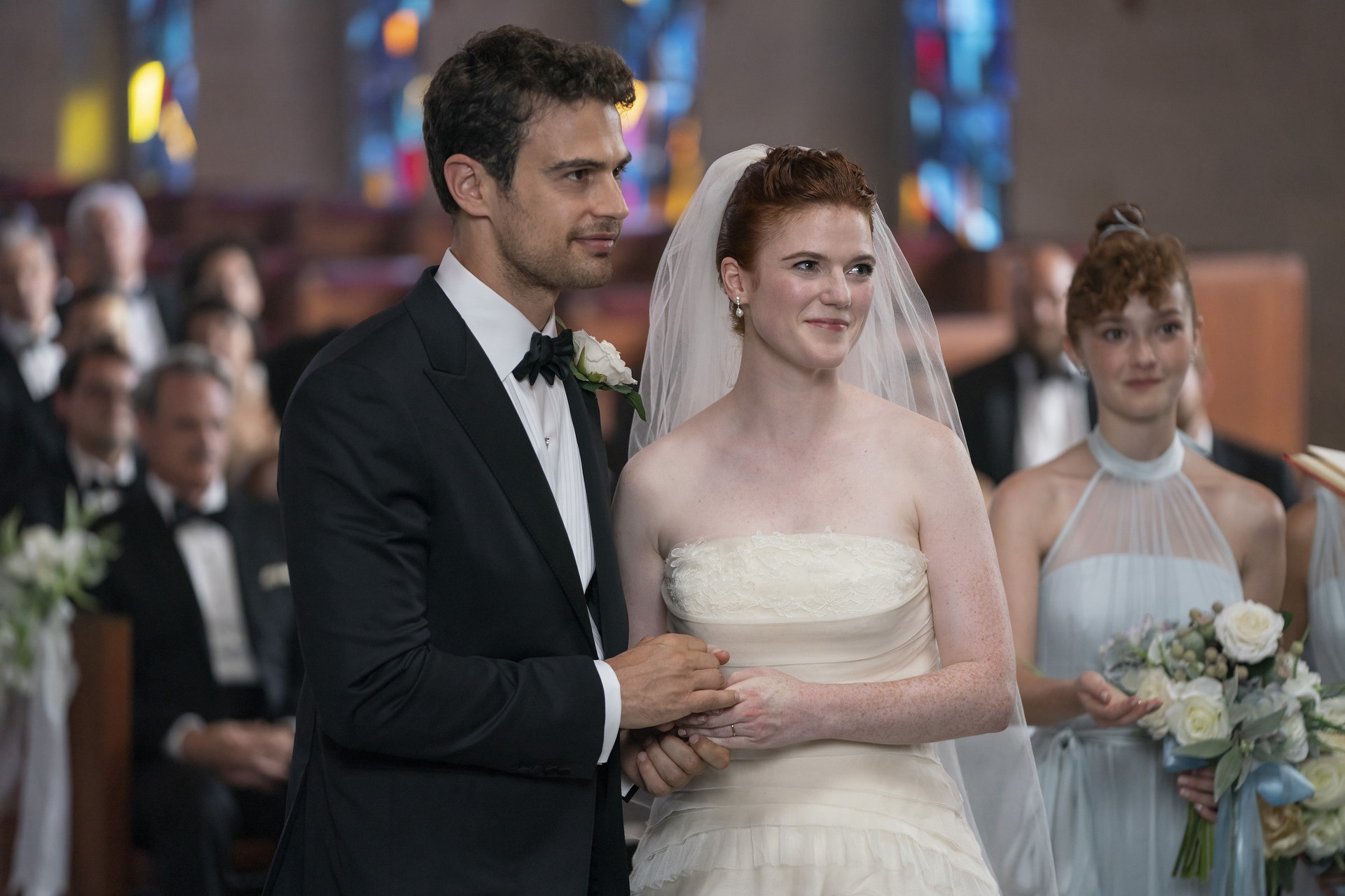 Theo James and Rose Leslie in The Time Traveler&#x27;s Wife
