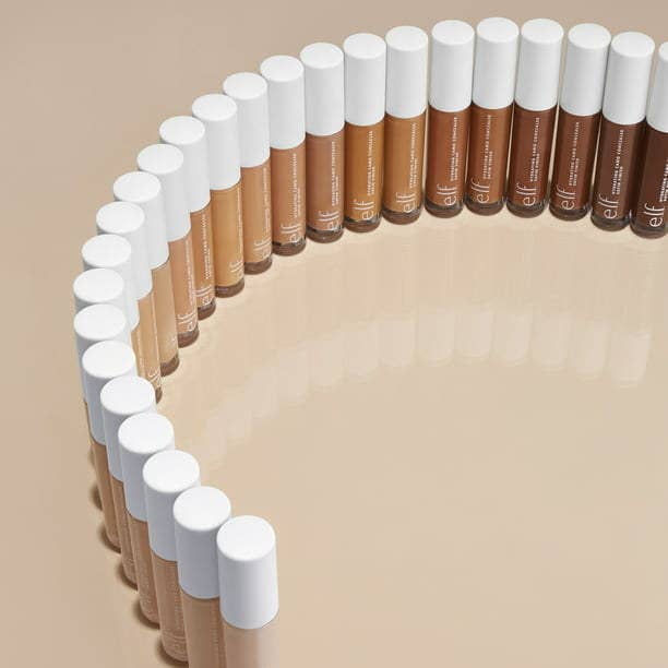 a photos on the concealers in multiple shades
