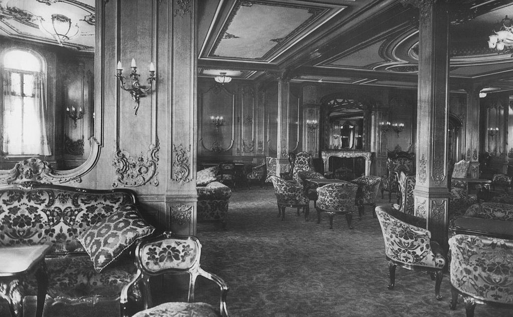 inside the titanic before it sank in color